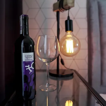 Vizzit Us Premium Апартаменты Варшава