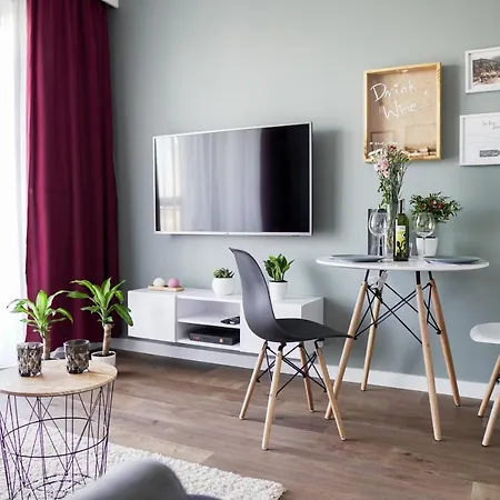 Vizzit Us Premium * Варшава